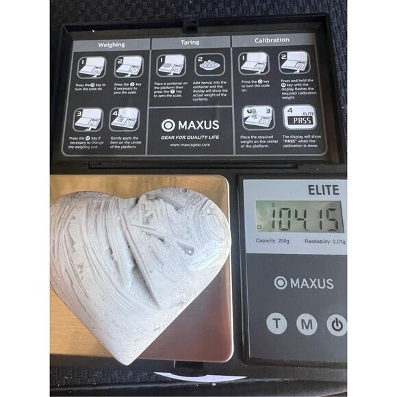 Mexican White Lace Agate Druzy Heart Carving (12) - Picture 11 of 11